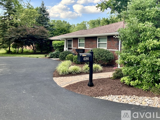 4186 Mount Carmel Tobasco Road 3 Beds Single Family Home for Rent - Photo gallery 3
