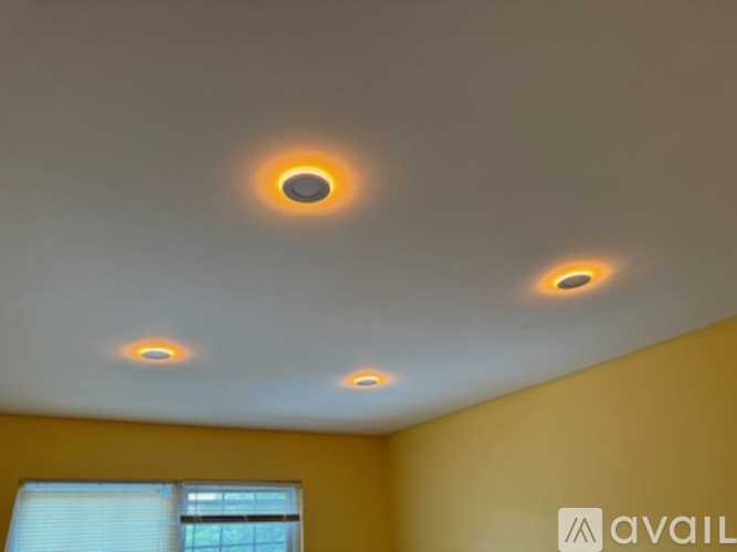 44 Whitby Circle 3 Beds Townhouse for Rent - Photo gallery 3