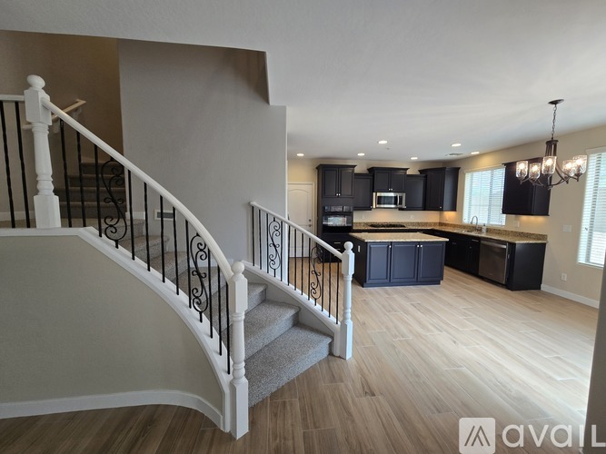 3922 East Cat Balue Drive 3 Beds Single Family Home for Rent - Photo gallery 3