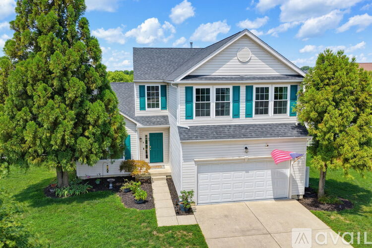 40 Milo Court 5 Beds Single Family Home for Rent - Photo gallery 3