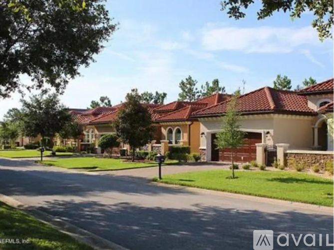 102 Via Roma 3 Beds Single Family Home for Rent - Photo gallery 2