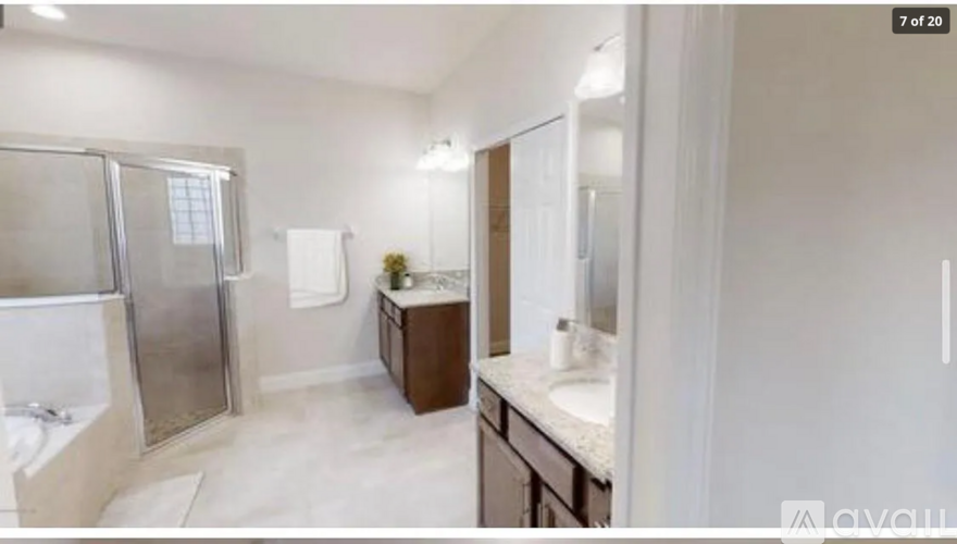 102 Via Roma 3 Beds Single Family Home for Rent - Photo gallery 5