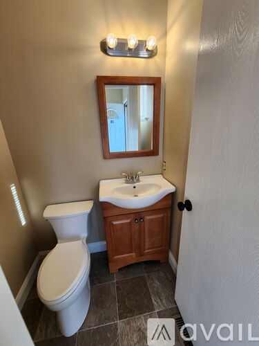 60 Wolfpit Avenue 2 Beds Townhouse for Rent - Photo gallery 2