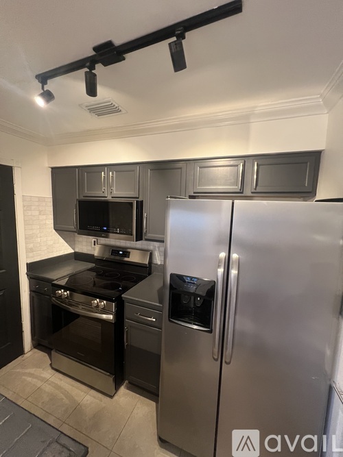 17335 Northwest 67th Place 1 Townhouse for Rent - Photo gallery 3