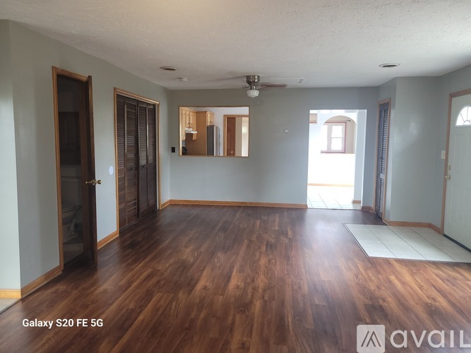 733 N Huntington Street 3 Beds Single Family Home for Rent - Photo gallery 4