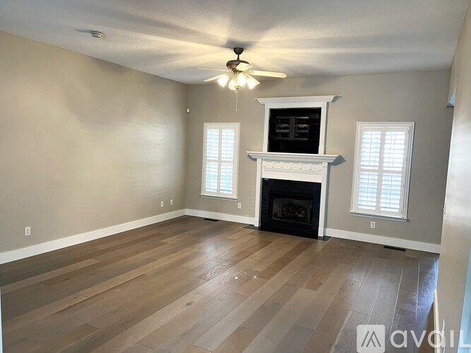 7629 Prince Drive 4 Beds Single Family Home for Rent - Photo gallery 5