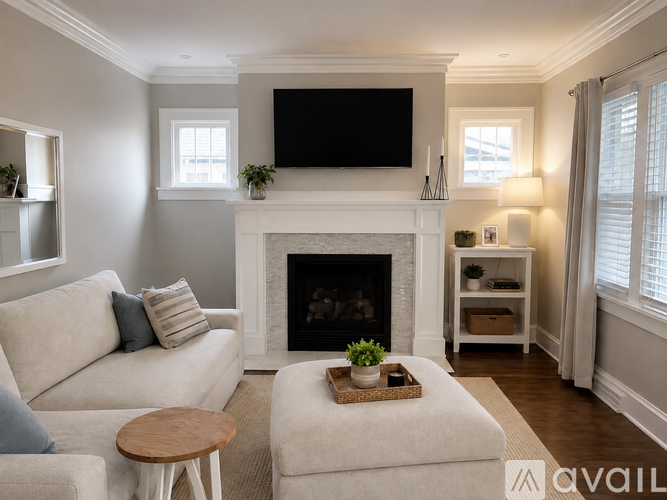 4332 West 219th Street 3 Beds Single Family Home for Rent - Photo gallery 1