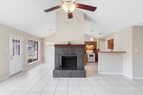 1402 Shakespeare Court 4 Beds Apartment for Rent