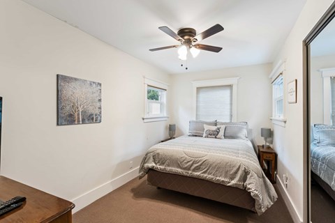201 Crest Cir 3 Beds Apartment for Rent