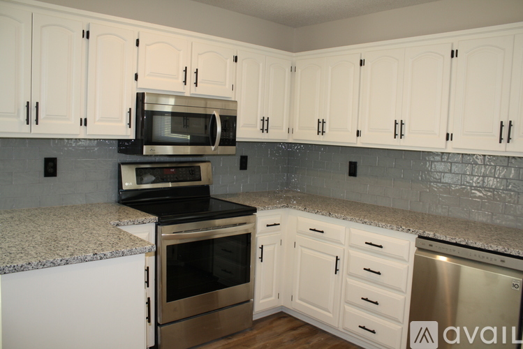 15454 Foster 3 Beds Single Family Home for Rent - Photo gallery 5