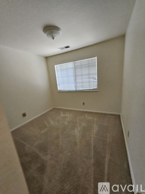 982 West Springer Drive 3 Beds Apartment for Rent