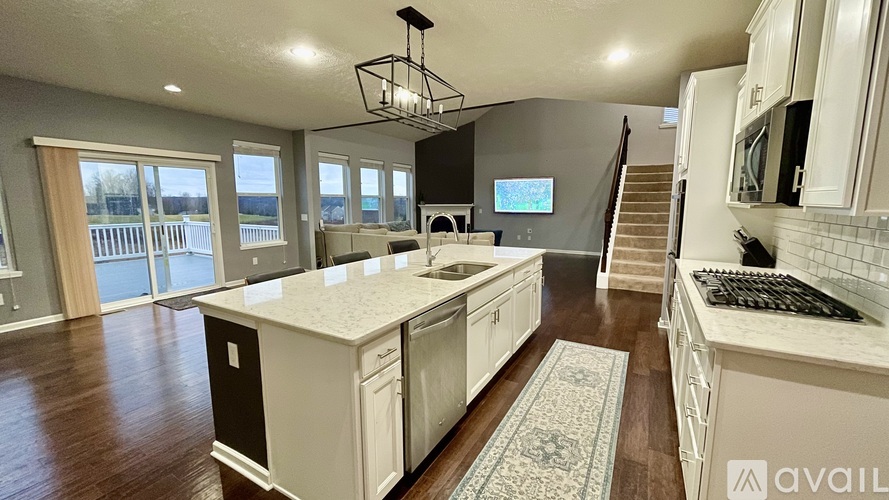2038 Fieldcrest Lane 4 Beds Single Family Home for Rent - Photo gallery 3