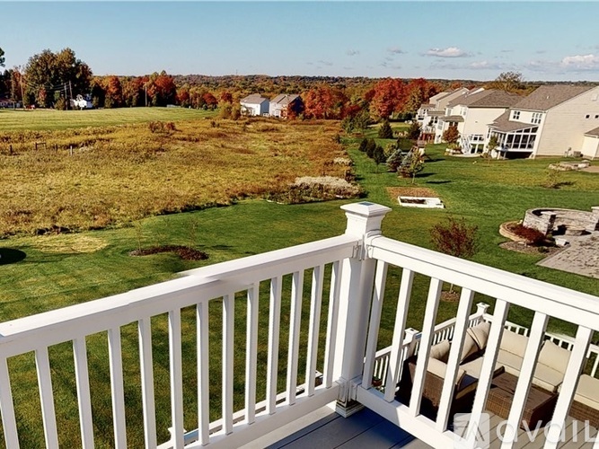 2038 Fieldcrest Lane 4 Beds Single Family Home for Rent - Photo gallery 4
