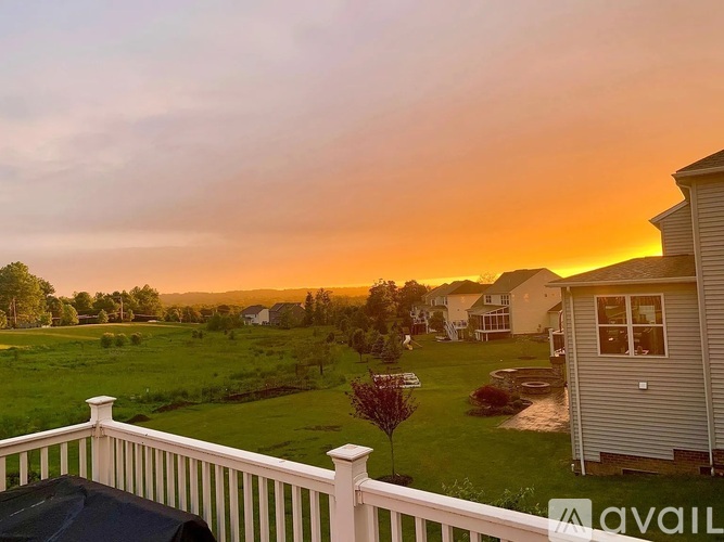2038 Fieldcrest Lane 4 Beds Single Family Home for Rent - Photo gallery 5