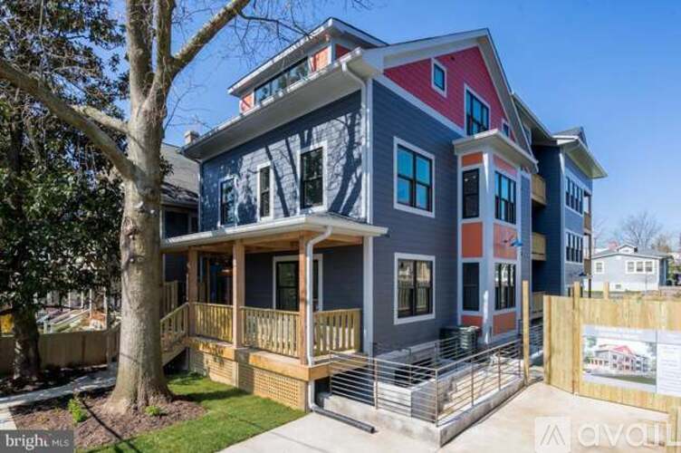 6914 Willow Street Northwest 1 Condo for Rent - Photo gallery 1