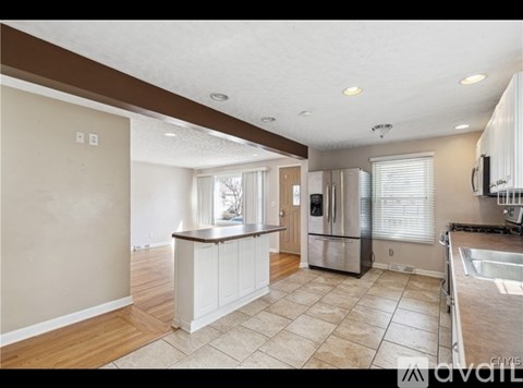 365 Medford Road 4 Beds Apartment for Rent