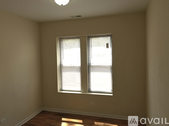 4746 N Sacramento Ave 1 Apartment for Rent - Photo gallery 5