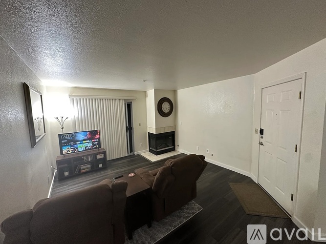 3550 Bay Sands Drive 2 Beds Condo for Rent - Photo gallery 3