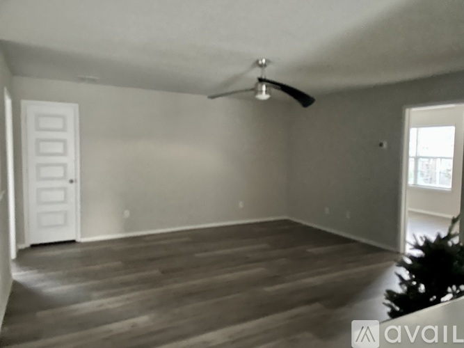 10032 Adams Lane 4 Beds Single Family Home for Rent - Photo gallery 2