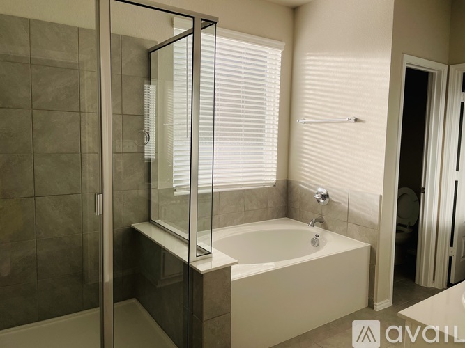 10032 Adams Lane 4 Beds Single Family Home for Rent - Photo gallery 4