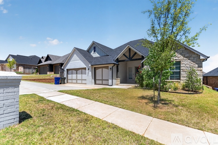 709 Timber Trail 4 Beds Single Family Home for Rent - Photo gallery 2