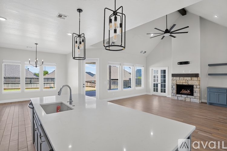 709 Timber Trail 4 Beds Single Family Home for Rent - Photo gallery 4