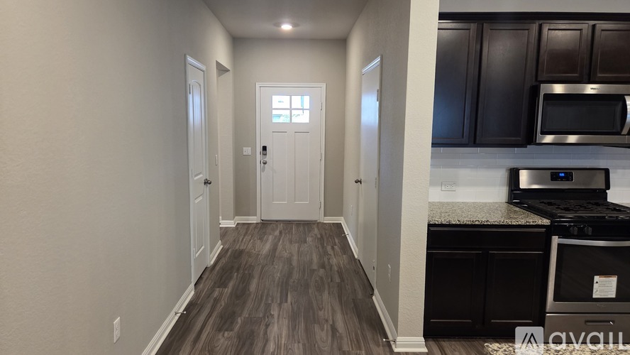 137 Arrowhead Vine St 4 Beds Single Family Home for Rent - Photo gallery 5