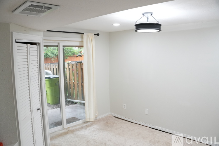 2607 East Nichols Circle 1 Townhouse for Rent - Photo gallery 4