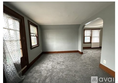 110 Gerald Avenue 2 Beds Apartment for Rent