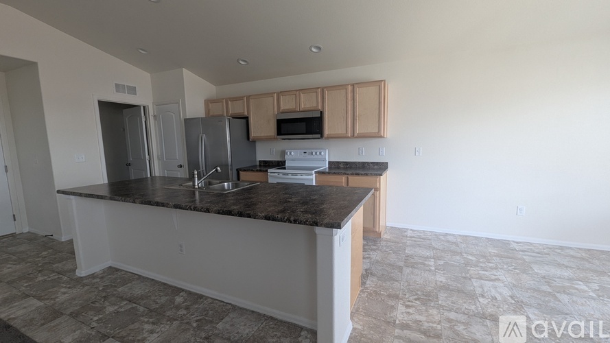 2083 Moonrise Dr 3 Beds Single Family Home for Rent - Photo gallery 2