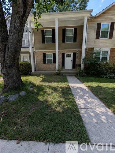 15070 Catbrier Court 3 Beds Apartment for Rent