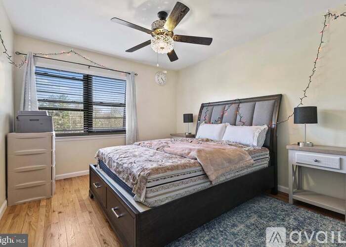 2032 Old Stone Mill Drive 2 Beds Condo for Rent - Photo gallery 4