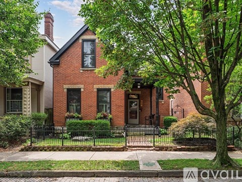 67 East Mithoff Street 2 Beds Apartment for Rent