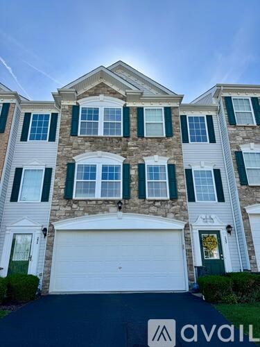 Grace Manor Drive 3 Beds Apartment for Rent