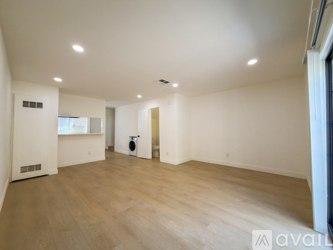 360 Pioneer Dr 2 Beds Apartment for Rent - Photo gallery 2