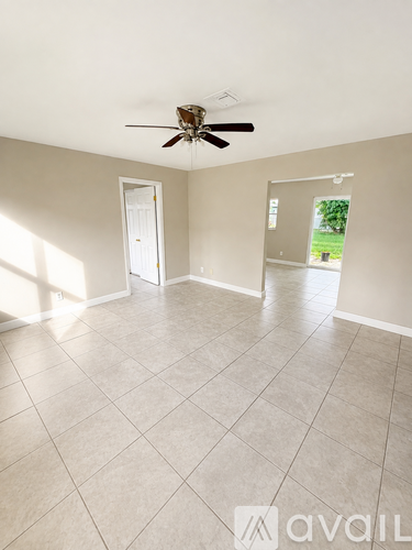 1776 N Meador Ct 3 Beds Single Family Home for Rent - Photo gallery 2