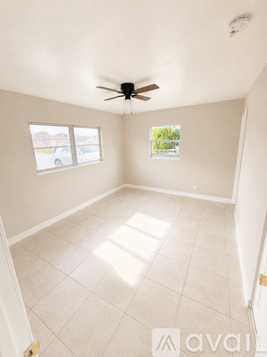 1776 N Meador Ct 3 Beds Single Family Home for Rent - Photo gallery 3