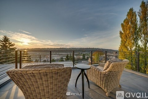 2210 12Th Avenue West 4 Beds Apartment for Rent