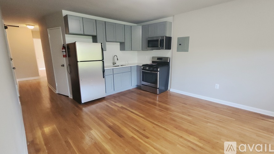 920 Madison St NW 3 Beds Apartment for Rent - Photo gallery 3