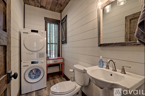 4067 Old Historic U.S.441 2 Beds Apartment for Rent