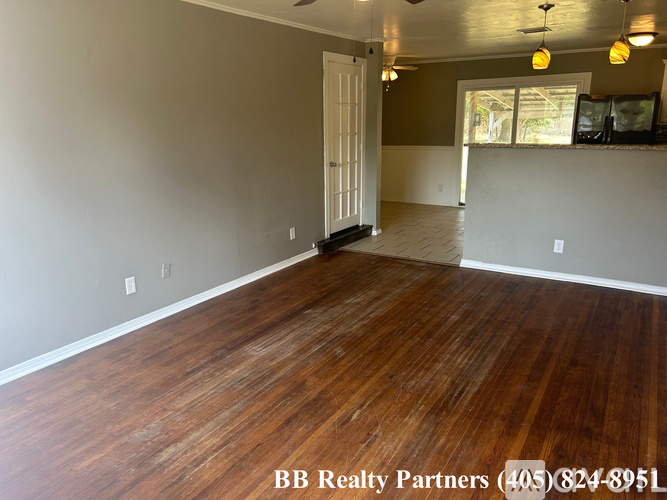 4115 E 28th Pl 4 Beds Single Family Home for Rent - Photo gallery 3
