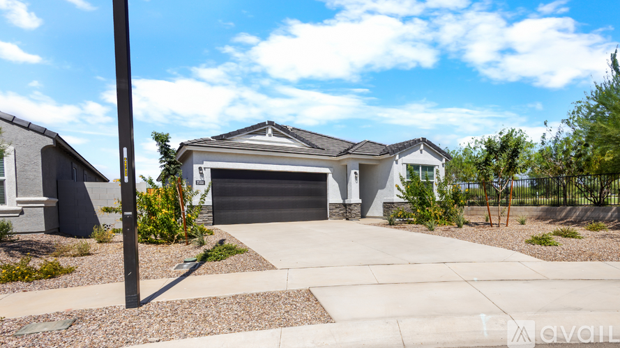 25332 N 184th Ln 3 Beds Single Family Home for Rent - Photo gallery 1