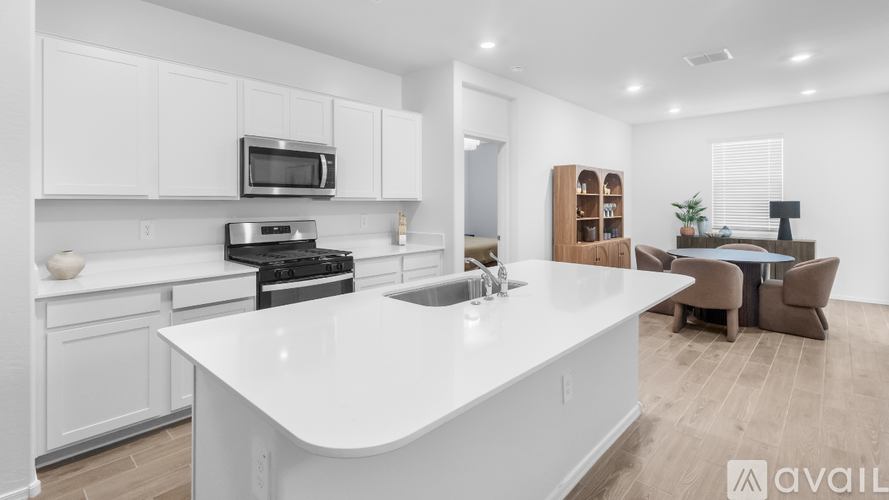 25332 N 184th Ln 3 Beds Single Family Home for Rent - Photo gallery 5