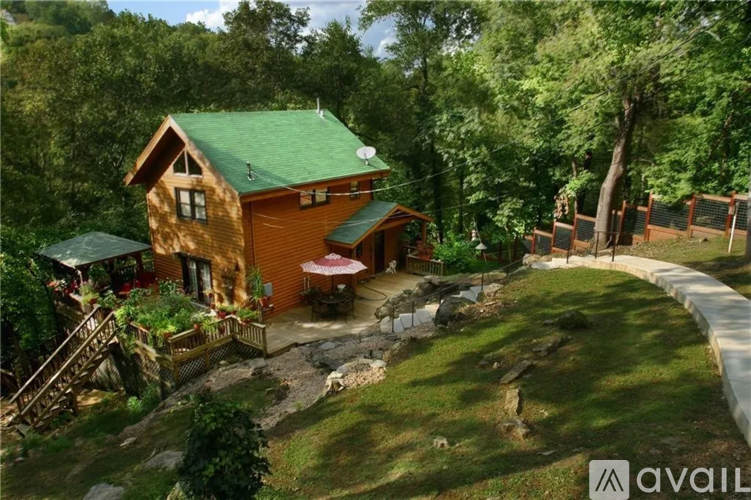 10 Vine Street 1 Single Family Home for Rent - Photo gallery 1