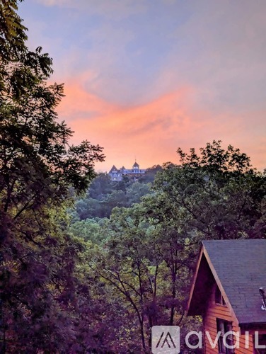 10 Vine Street 1 Single Family Home for Rent - Photo gallery 4