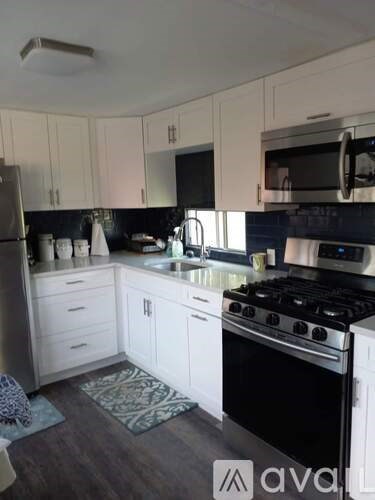 11 N Loafing St 1 Apartment for Rent