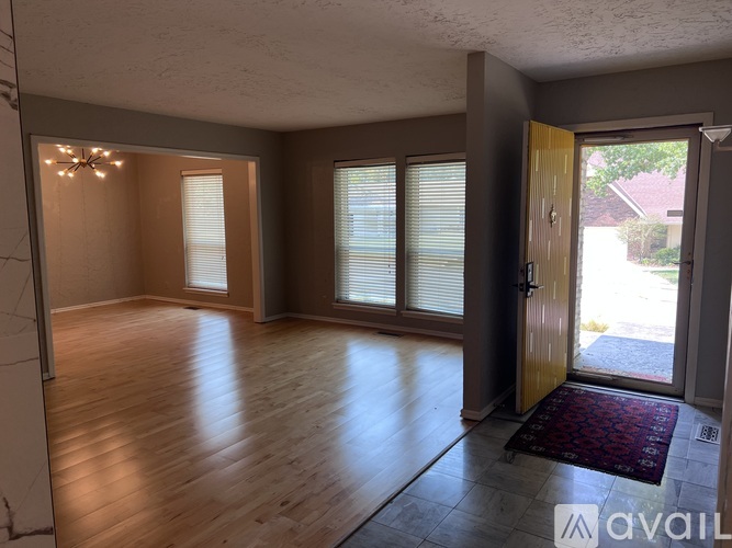 5732 East 65th Street 3 Beds Single Family Home for Rent - Photo gallery 5