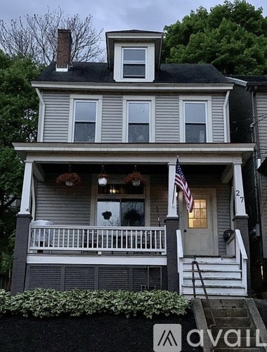 27 Maplewood St 1 Apartment for Rent - Photo gallery 2
