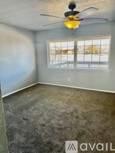 500 Ridgecrest Rd 3 Beds Single Family Home for Rent - Photo gallery 3