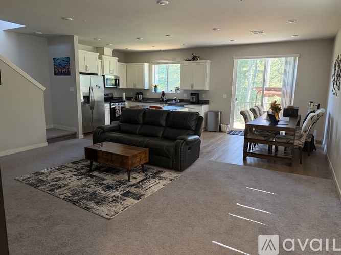 23640 Southwest Vermillion Drive 4 Beds Single Family Home for Rent - Photo gallery 2